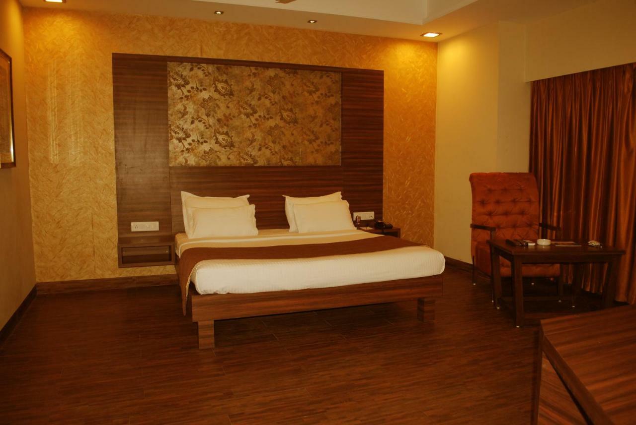 The Shiv Nautica Hotel Mundra Ngoại thất bức ảnh